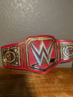WWE Universal Commemorative Belt