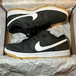 Nike SB Dunk Low Black Gum | SZ: 9.5 