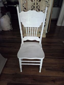 Antique Chair 15.00