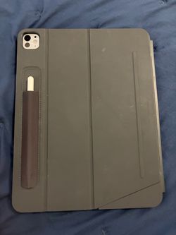 iPad Pro in Gray Folio Case with Pencil Holder