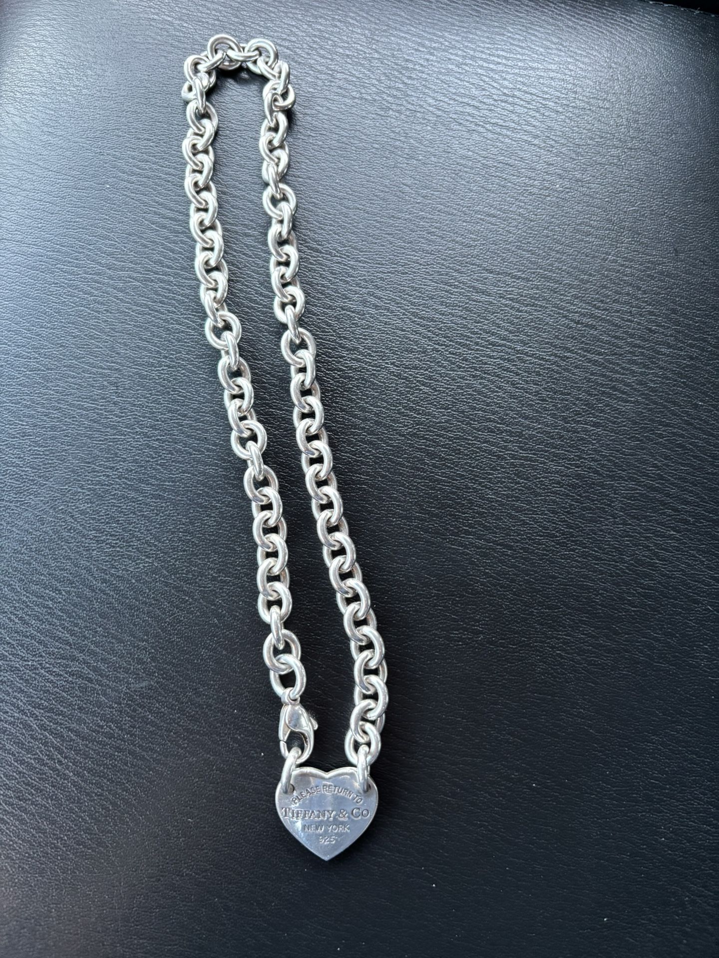 AUTHENTIC TIFFANY & CO HEART TAG PENDANT NECKLACE