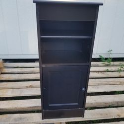 Small Bathroom Cabinet 