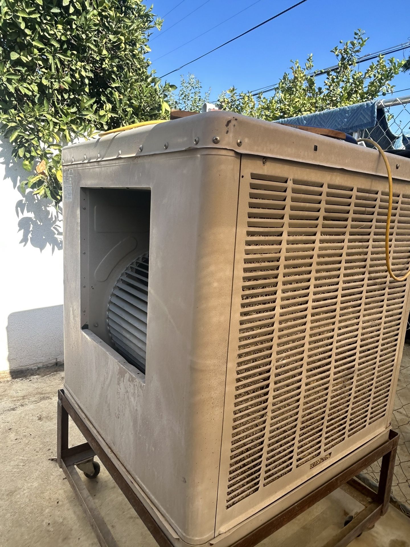 Swamp Cooler for Sale in Bakersfield, CA OfferUp