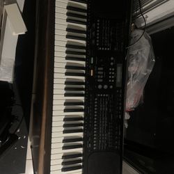 Technics Kn800 Keyboard  With Stand 
