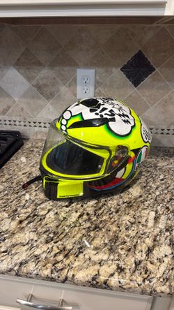 Motorcycle Helmet.  Size ML   58