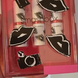 Brand New 3 Pcs Smashbox Lipstick Trio Set