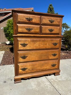 Mid Century Modern Solid Wood 7 Drawer Dresser Chest of Drawers Furniture Great Condition