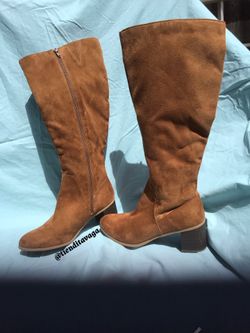 WOMEN’S KNEE HIGH BOOTS