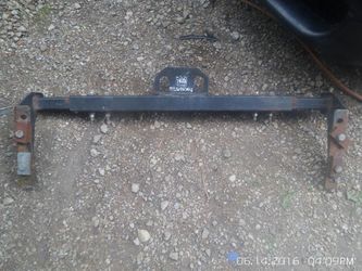 Universal car or truck hitch