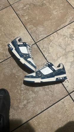 Lv Trainers