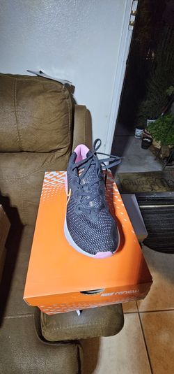 Womens Nike Running Shoes Size 9