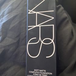 Nars Soft Matte Complete Foundation