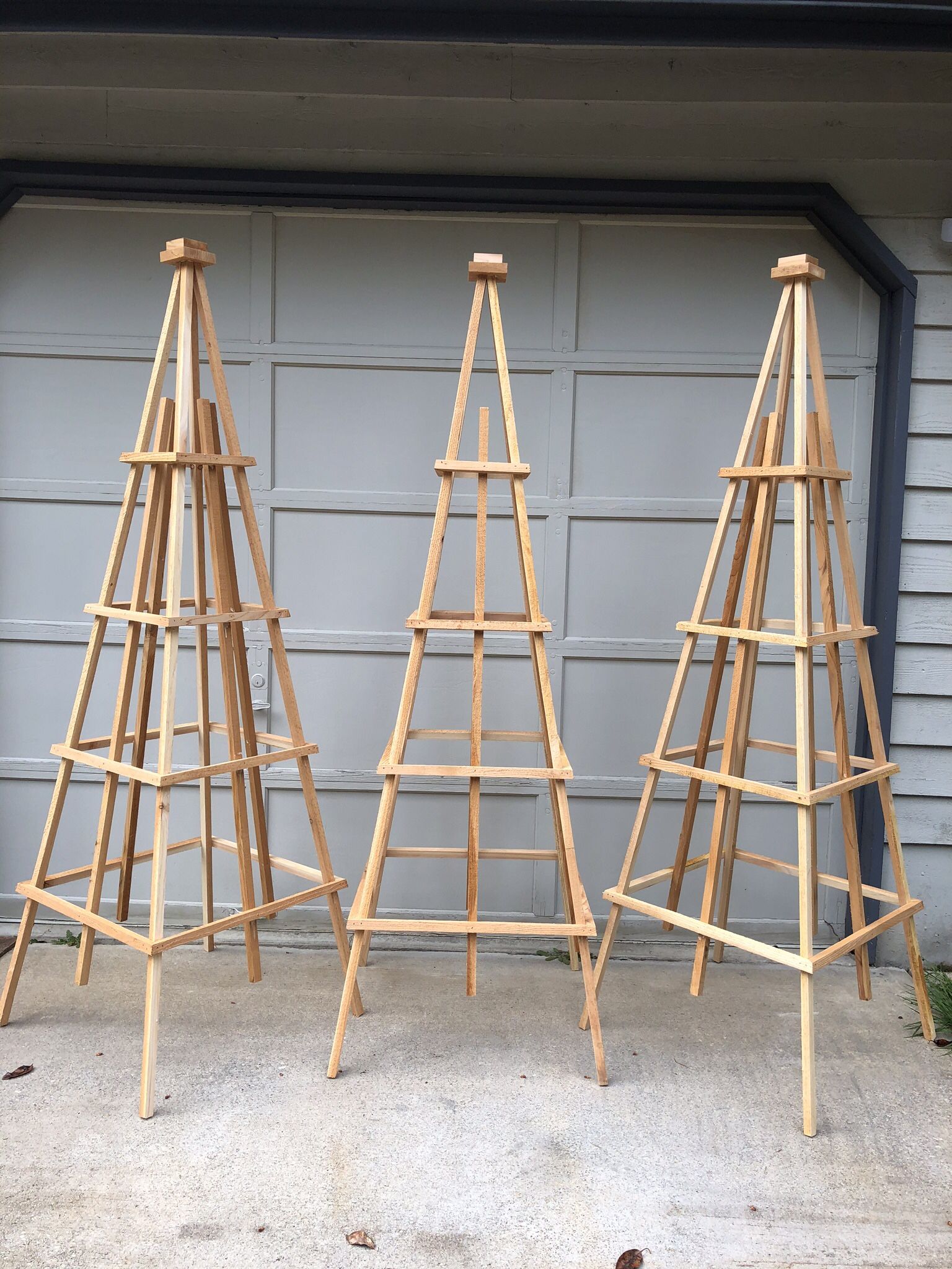Cedar Pyramid Trellis