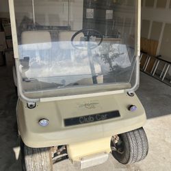 Club Car President Golf Car