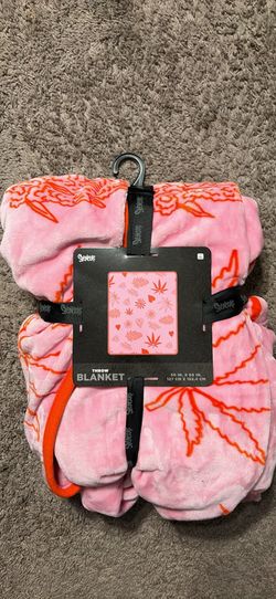 Spencer’s pink an orange pot blanket