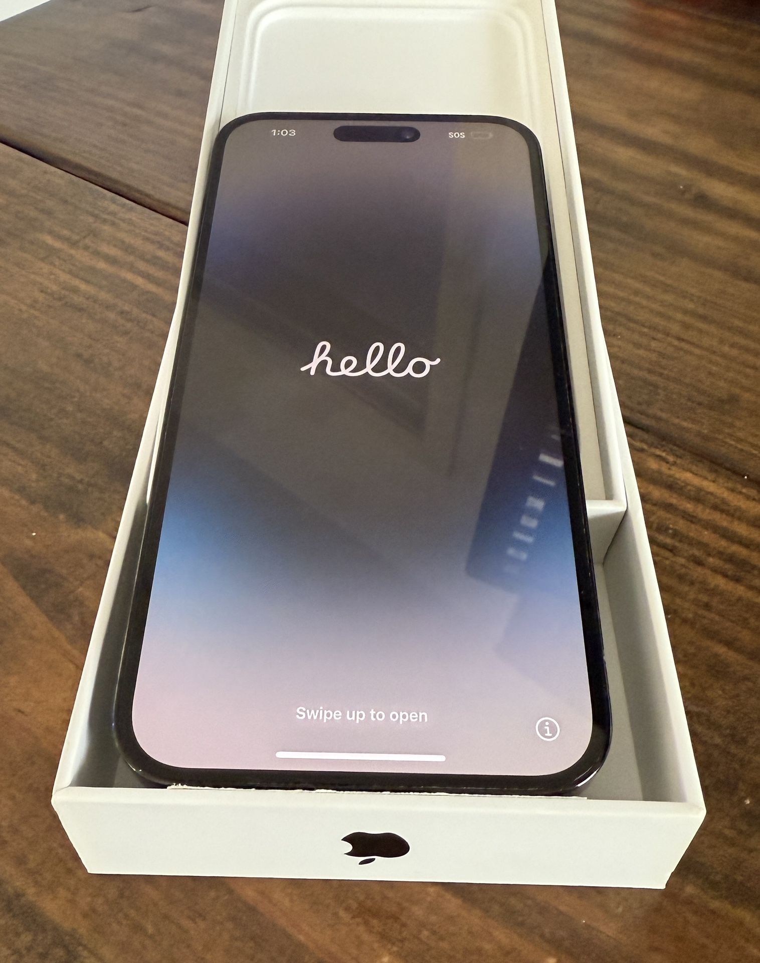 iPhone 14 Pro Max 1TB $700