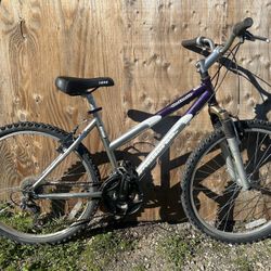 Women’s Mountain Bike 