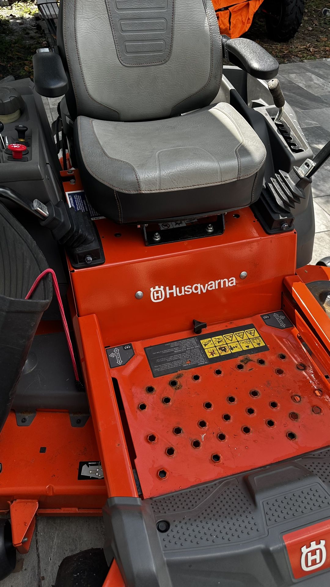 Husqvarna Z254F