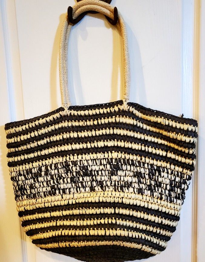 St. John's Bay Tote Straw Ladies Bag