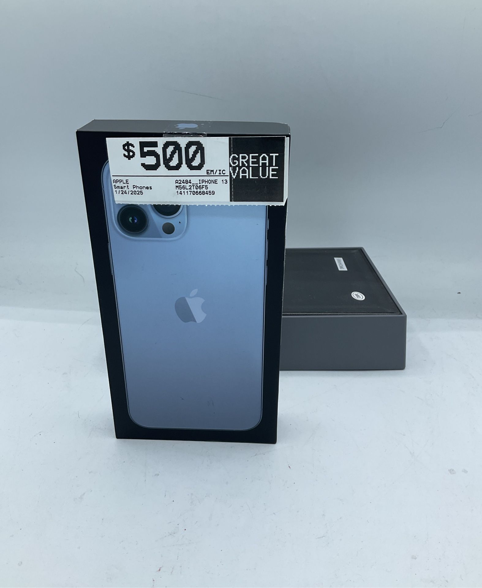 iPhone 13