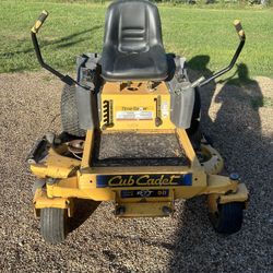 Club Cadet Ride On Lawn Mower 