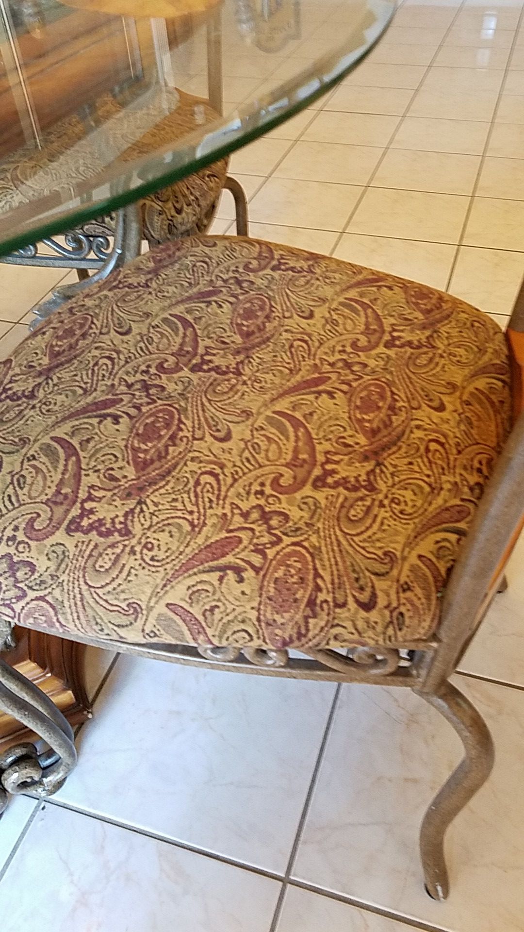 Dinning Table