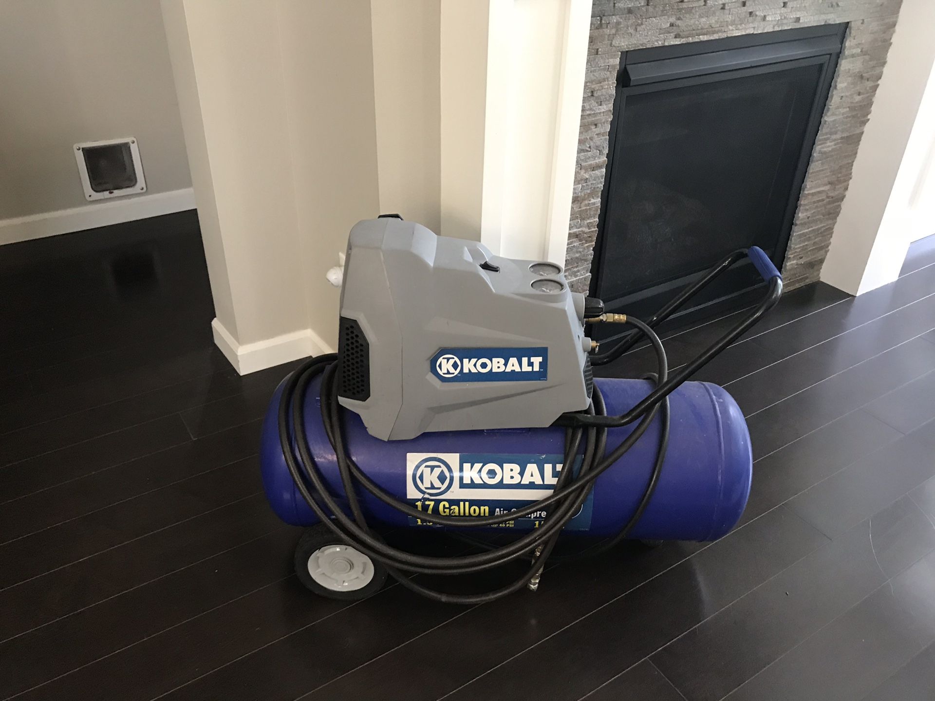 Kobalt 17 gallon 1.5 hp air compressor for Sale in Snoqualmie, WA OfferUp