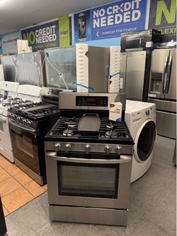 LG 5.4 Cu.Ft. Freestanding Gas Range with 5 Burners
