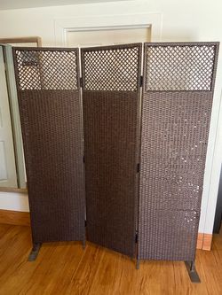 Room divider