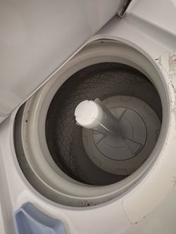DEAL / Washer & Dryer Stacked