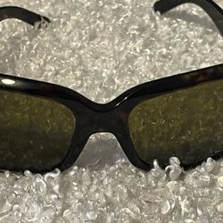 PRADA SUNGLASSES AUTHENTIC 