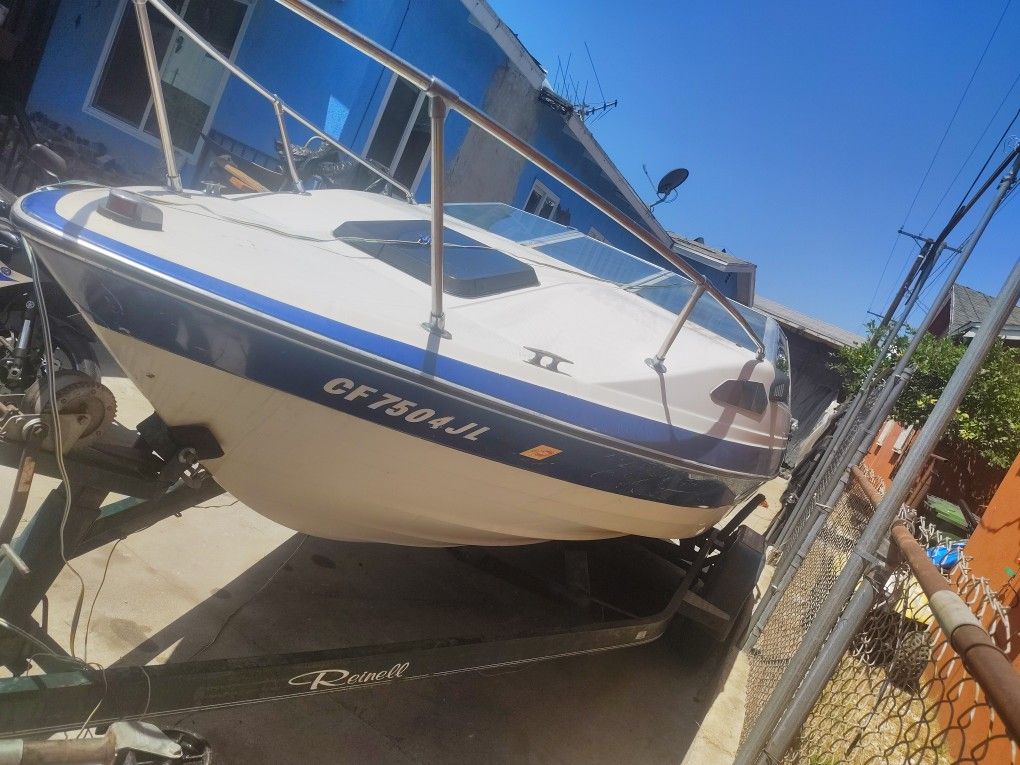 1987 Bayliner Boat Read Description