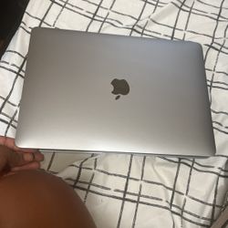 MacBook Air 13 Inch 2020