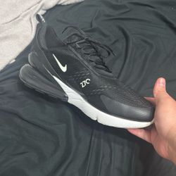 Airmax 270  SIZE 13