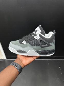 Air Jordan 4 Retro GS 'Fear'