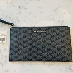 Michael Kors Large Zip Clutch Wristlet—Black