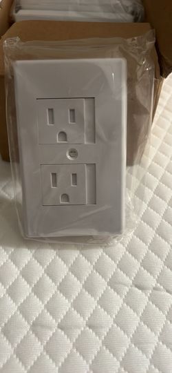 Standard safe plate electrical outlet covers 15 pcs