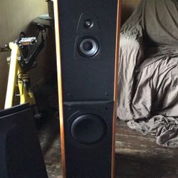 Mirage OM-7 Floor Standing Speakers