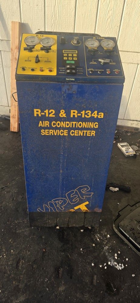 Viper GT R-12 & R-134a Air Conditioning Service Center.