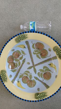 Large gorgeous 17 in Serving platter plate