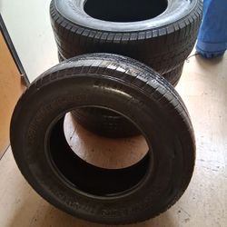 4 MIchelin Defenders 275/70/17 65% In Good Shape $195