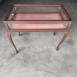 Beautiful Vintage Display Cabinet