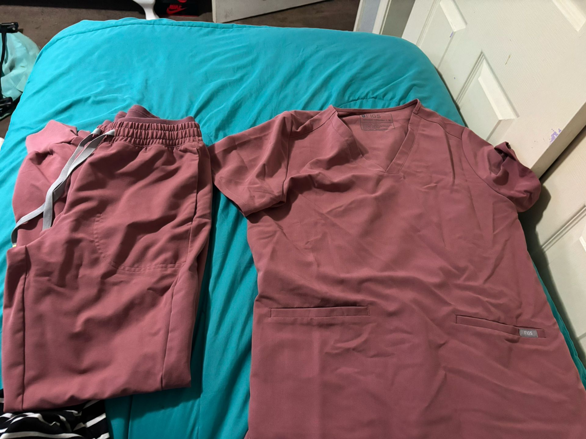Figs Scrubs