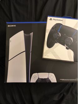 Ps5 slim with dual sense controller