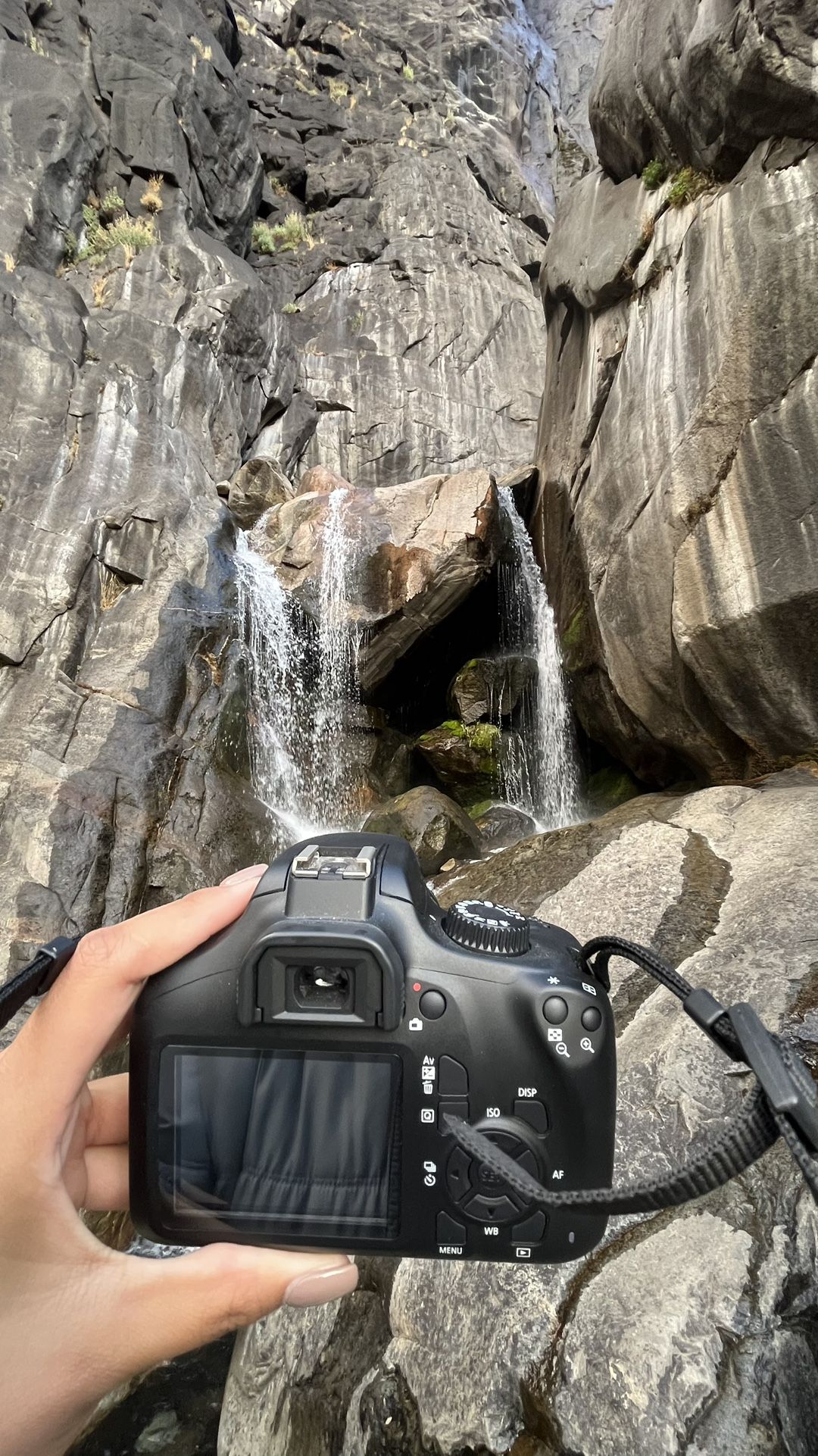 Canon EOS Rebel T100 Digital SLR Camera