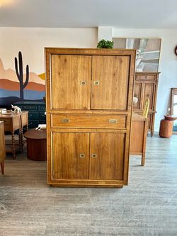 Wood Media Cabinet / Liquor / Bar / Pantry Storage / Record Player