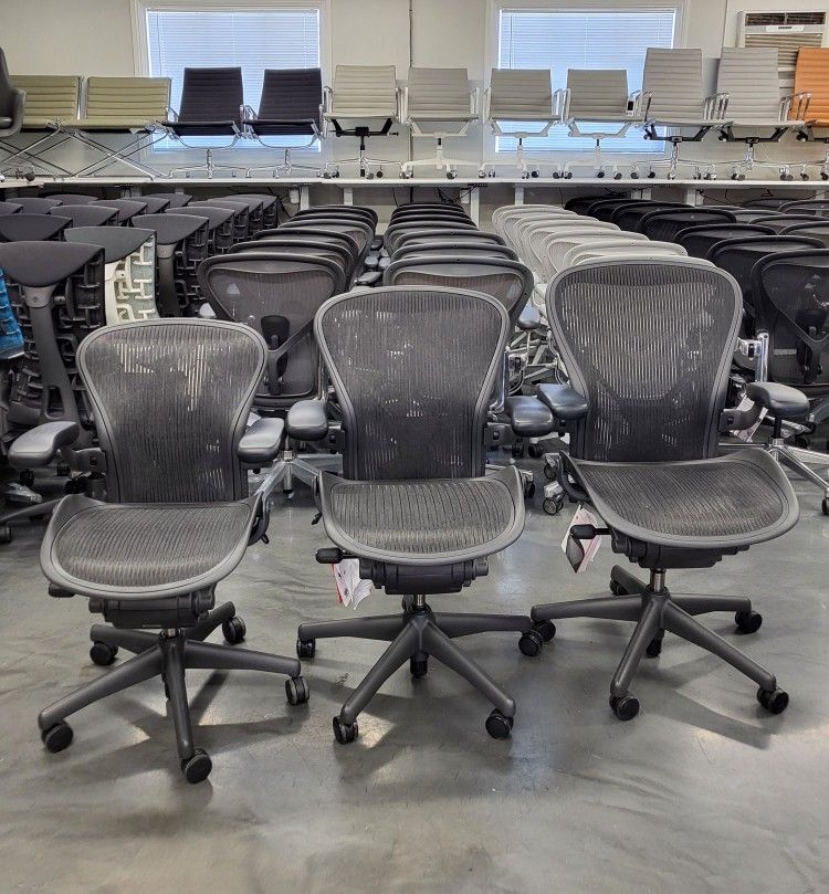 Warehouse SALE 30-90% off Large Selection Of New And Used Office Chairs