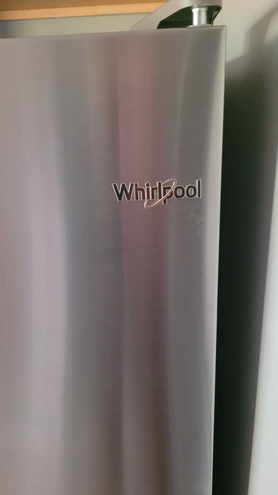 Stainless Whirlpool Refrigerator/Freezer
