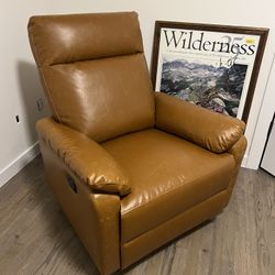 Davinci Suzy Recliner And Swivel Glider For Nursery 