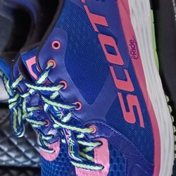 Women's Shoes Scott Size 10.5 New